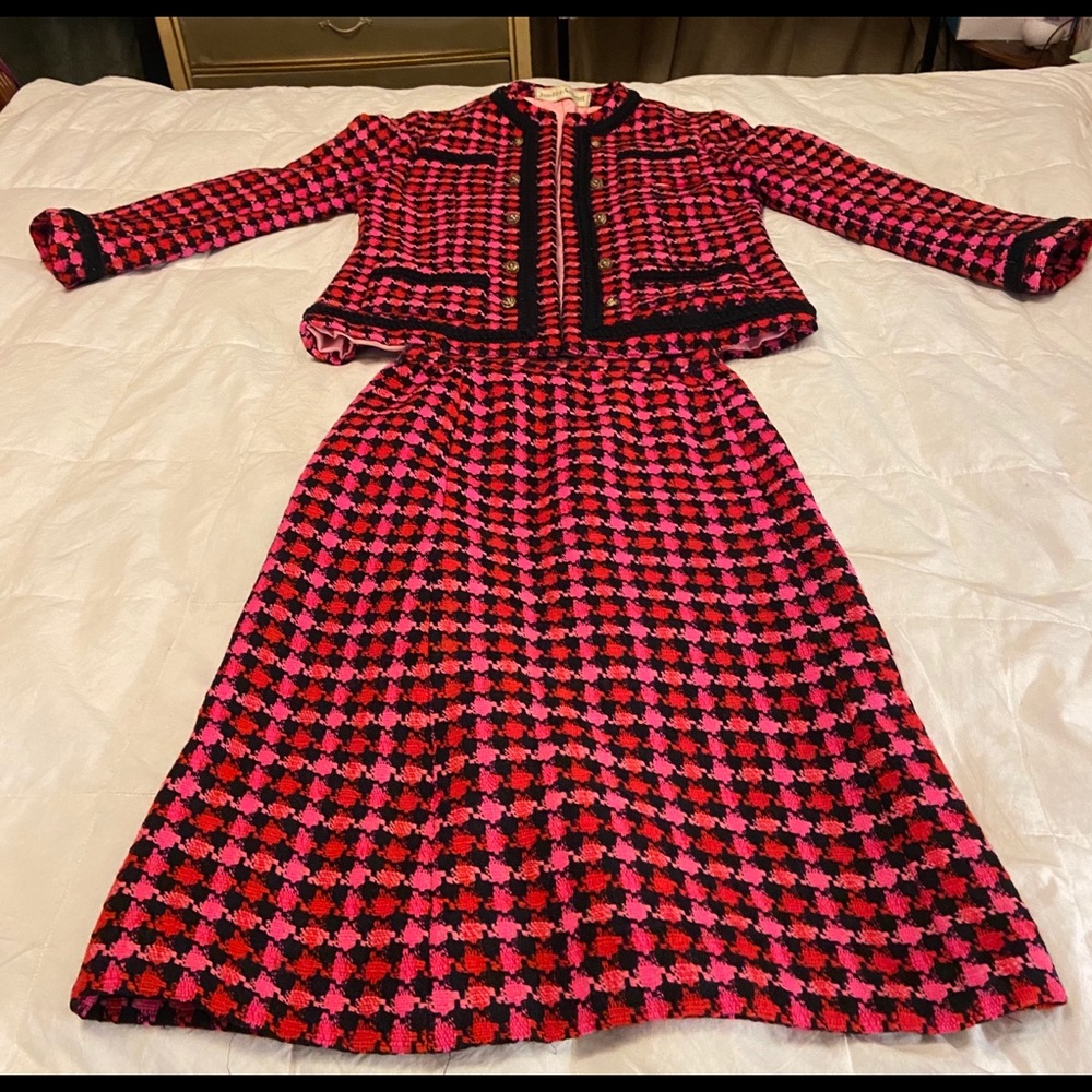 SOLD Junior Accent Ladies Tweed Business Suit